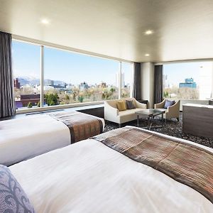 Grand Deluxe Room Park View Non-Smoking