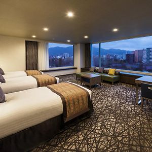 Grand Deluxe Quadruple Room Non-Smoking